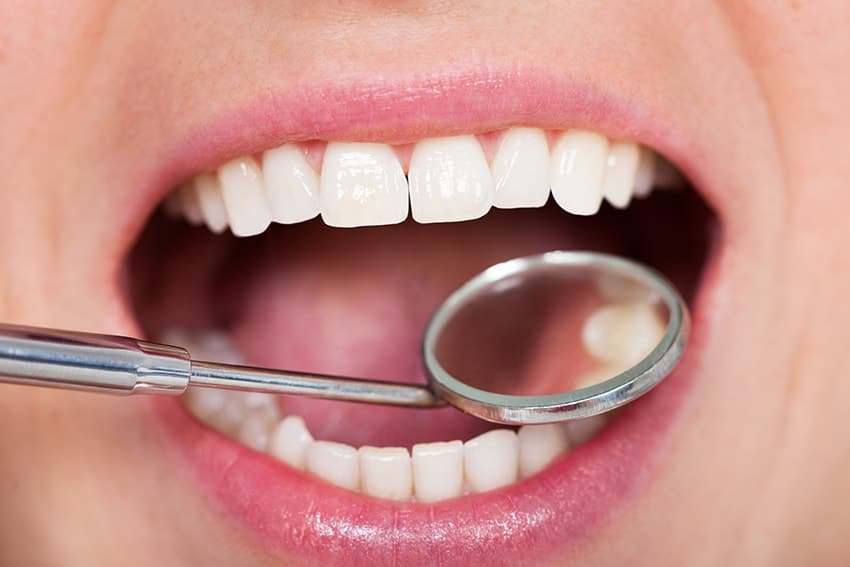 Affects of cancer treatment on oral health